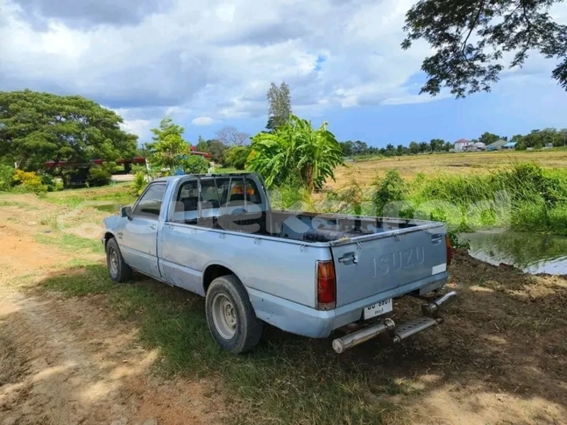 Big with watermark toyota hilux chai nat chai nat 77494