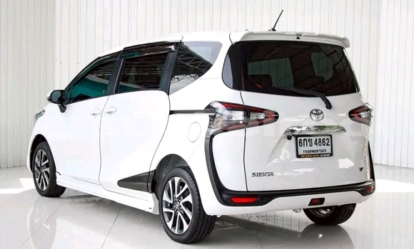 ซื้อ รถมือสอง Toyota Sienta ขาว รถยนต์ ใน %{เมือง} ใน ฉะเชิงเทรา ซื้อ รถมือสอง Toyota Sienta ขาว รถยนต์ ใน %{เมือง} ใน ฉะเชิงเทรา