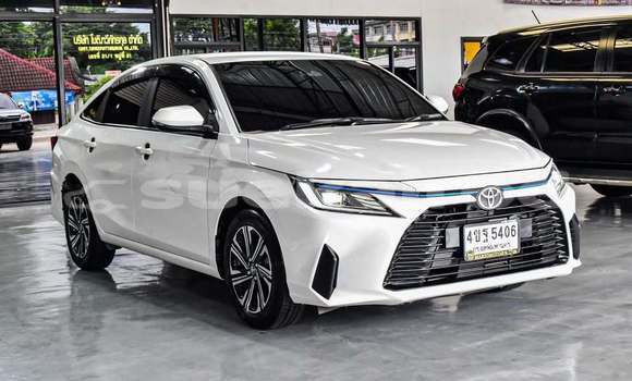 Buy Used Toyota Yaris White Car in Bangkok in Bangkok