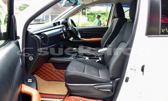 Buy Used Toyota Hiluxe Revo White Car in Bangkok in Bangkok Buy Used Toyota Hiluxe Revo White Car in Bangkok in Bangkok