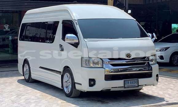 Buy Used Toyota Commuter White Car in Bangkok in Bangkok