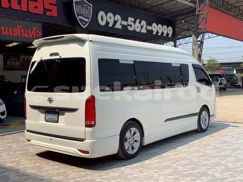 Big with watermark toyota commuter bangkok bangkok 77526