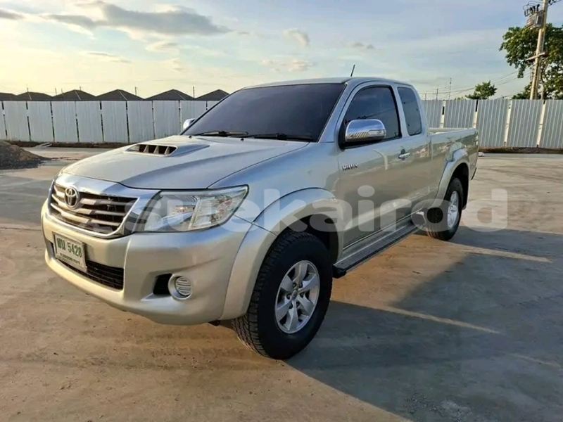 Big with watermark toyota vigo chai nat chai nat 77546