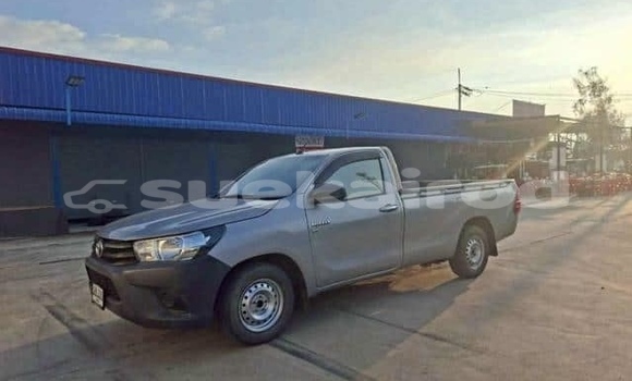 Buy Used Toyota Hiluxe Revo Silver Car in Bangkok in Bangkok