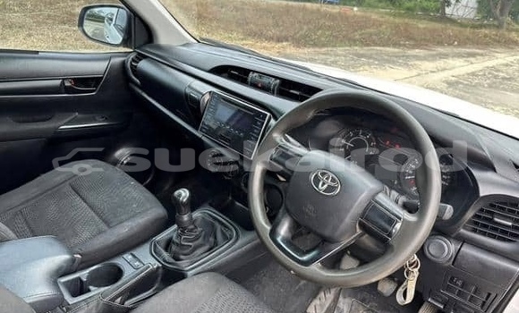 ซื้อ รถมือสอง Toyota Hiluxe Revo ขาว รถยนต์ ใน %{เมือง} ใน กรุงเทพมหานคร ซื้อ รถมือสอง Toyota Hiluxe Revo ขาว รถยนต์ ใน %{เมือง} ใน กรุงเทพมหานคร