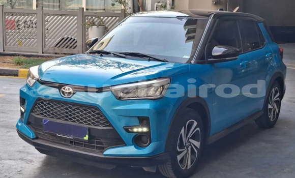 Buy Used Toyota Ractis Blue Car in Bangkok in Bangkok