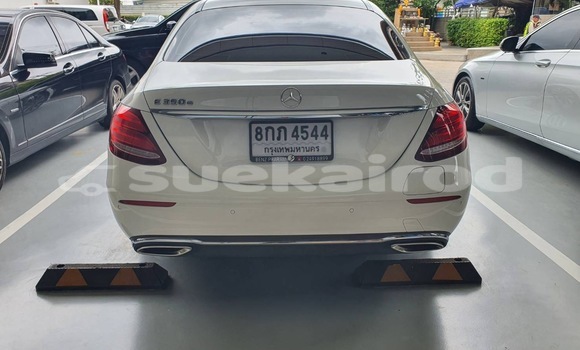 Buy Used Mercedes-Benz E-Classe White Car in Nonthaburi in Nonthaburi Buy Used Mercedes-Benz E-Classe White Car in Nonthaburi in Nonthaburi