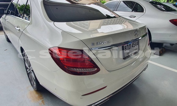 Buy Used Mercedes-Benz E-Classe White Car in Nonthaburi in Nonthaburi Buy Used Mercedes-Benz E-Classe White Car in Nonthaburi in Nonthaburi