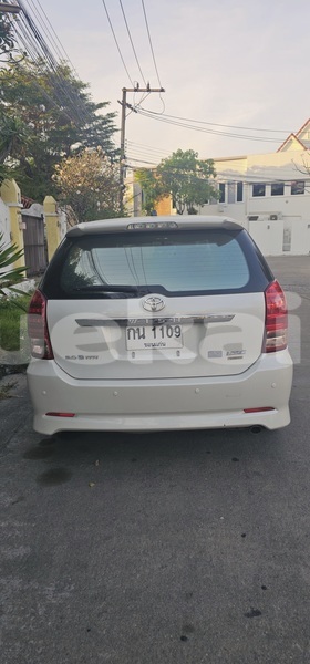 Big with watermark toyota wish bangkok bangkok 77742