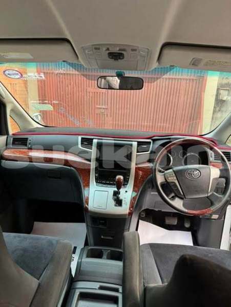 Big with watermark toyota vellfire bangkok bangkok 77756