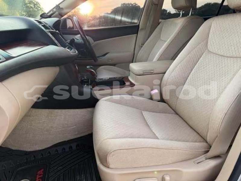 Big with watermark toyota crown bangkok bangkok 77758