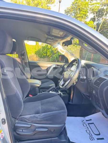 Big with watermark toyota land cruiser bangkok bangkok 77759