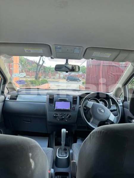 Big with watermark nissan tiida buogkan buogkan 77761