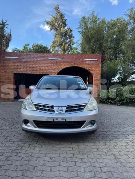 Big with watermark nissan tiida buogkan buogkan 77761