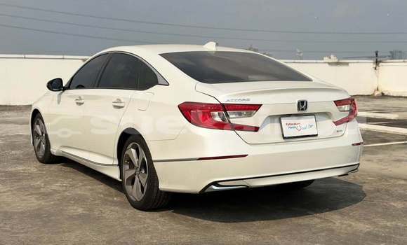 Buy Used Honda Accord White Car in Bangkok in Bangkok Buy Used Honda Accord White Car in Bangkok in Bangkok