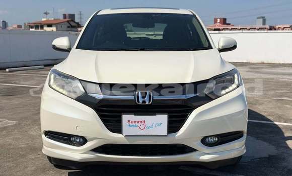 Buy Used Honda HR-V White Car in Bangkok in Bangkok Buy Used Honda HR-V White Car in Bangkok in Bangkok