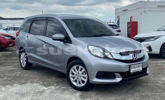 Buy Used Honda Mobilio White Car in Bangkok in Bangkok Buy Used Honda Mobilio White Car in Bangkok in Bangkok