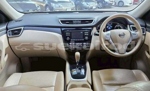 Buy Used Nissan X-Trail White Car in Bangkok in Bangkok Buy Used Nissan X-Trail White Car in Bangkok in Bangkok