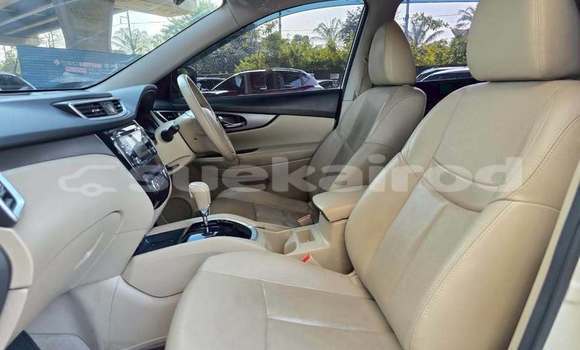 Buy Used Nissan X-Trail White Car in Bangkok in Bangkok Buy Used Nissan X-Trail White Car in Bangkok in Bangkok