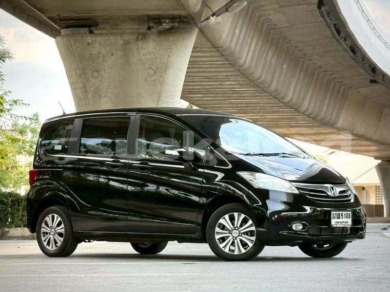 Big with watermark honda freed bangkok bangkok 77800