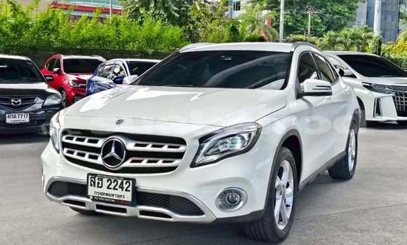 Buy Used Mercedes‒Benz GL–Class White Car in Bangkok in Bangkok