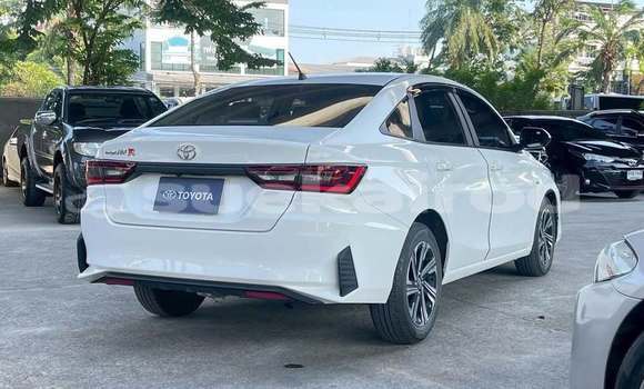 Buy Used Toyota Yaris White Car in Bangkok in Bangkok Buy Used Toyota Yaris White Car in Bangkok in Bangkok