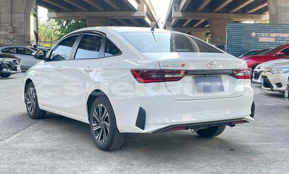 Buy Used Toyota Yaris White Car in Bangkok in Bangkok Buy Used Toyota Yaris White Car in Bangkok in Bangkok
