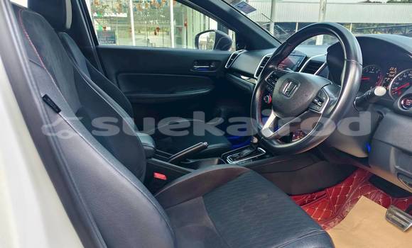 Buy Used Honda City White Car in Chiang Mai in Chiang Mai Buy Used Honda City White Car in Chiang Mai in Chiang Mai