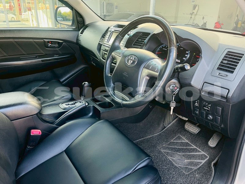 Big with watermark toyota fortuner chiang mai chiang mai 77822