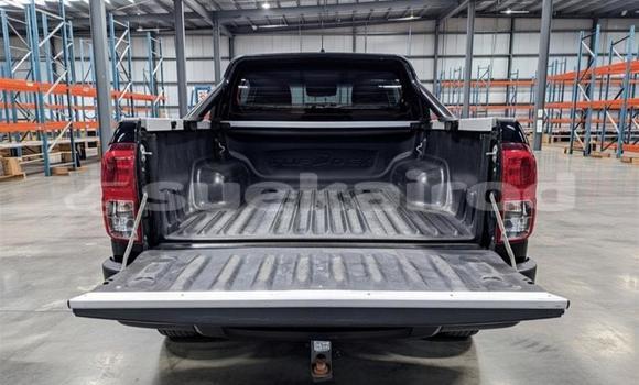 Buy Used Toyota Hilux Black Car in Chai Nat in Chai Nat Buy Used Toyota Hilux Black Car in Chai Nat in Chai Nat