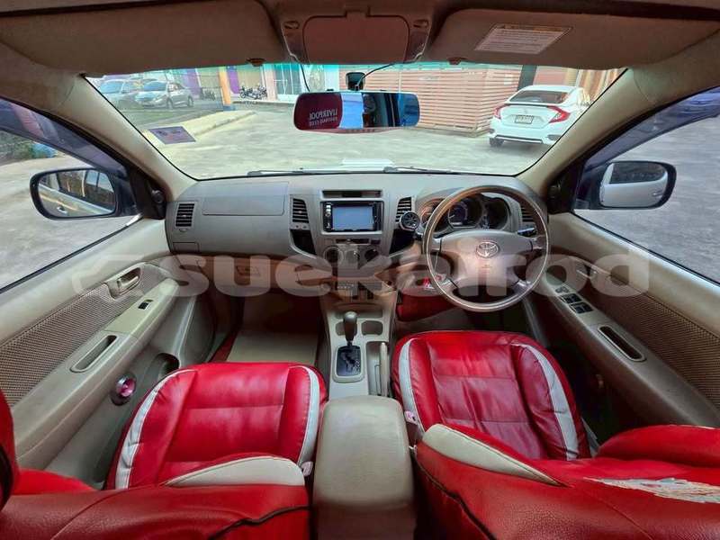 Big with watermark toyota hilux bangkok bangkok 77838