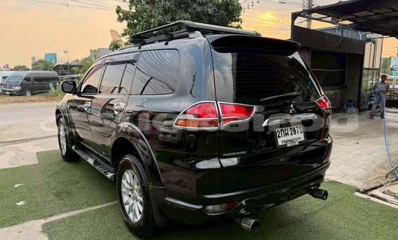 Buy Used Mitsubishi Pajero Black Car in Bangkok in Bangkok Buy Used Mitsubishi Pajero Black Car in Bangkok in Bangkok