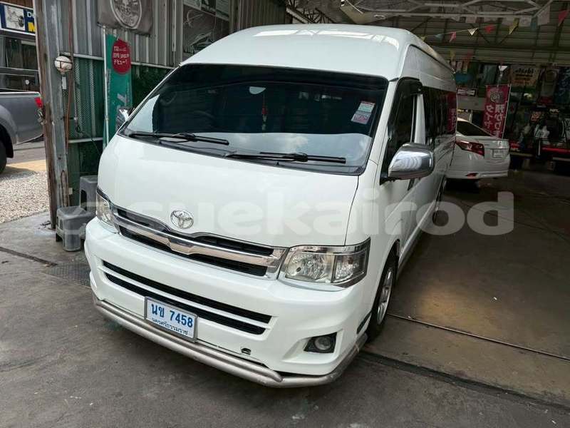 Big with watermark toyota commuter bangkok bangkok 77846