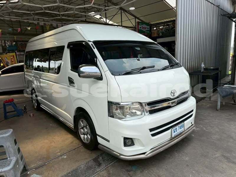 Big with watermark toyota commuter bangkok bangkok 77846