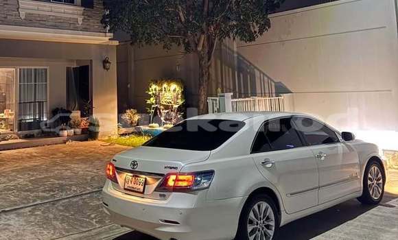 Buy Used Toyota Camry White Car in Bangkok in Bangkok Buy Used Toyota Camry White Car in Bangkok in Bangkok