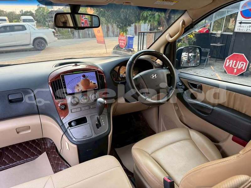 Big with watermark hyundai h1 bangkok bangkok 77852