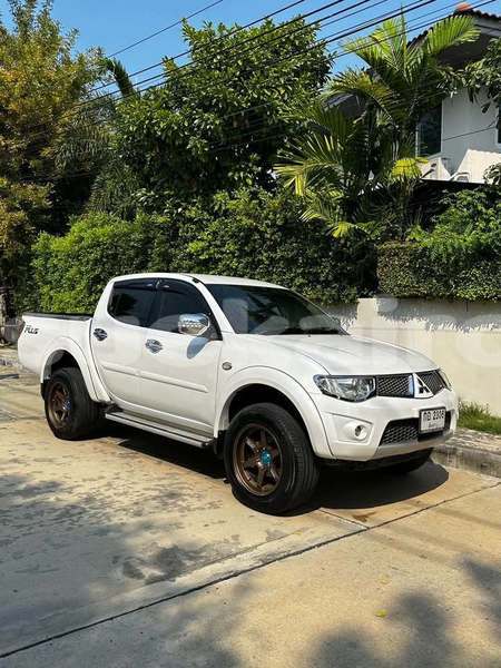 Big with watermark mitsubishi triton bangkok bangkok 77853