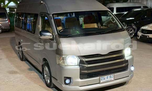 Buy Used Toyota Commuter Other Car in Bangkok in Bangkok Buy Used Toyota Commuter Other Car in Bangkok in Bangkok