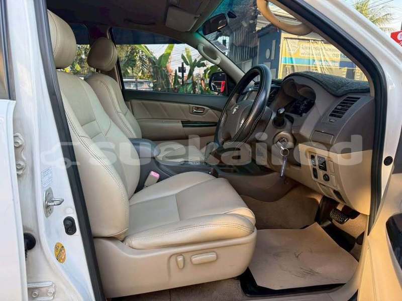 Big with watermark toyota fortuner bangkok bangkok 77858