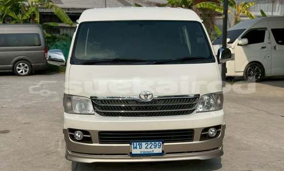 Buy Used Toyota Ventury White Car in Bangkok in Bangkok