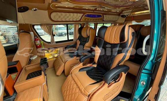 Buy Used Toyota Commuter Blue Car in Bangkok in Bangkok Buy Used Toyota Commuter Blue Car in Bangkok in Bangkok