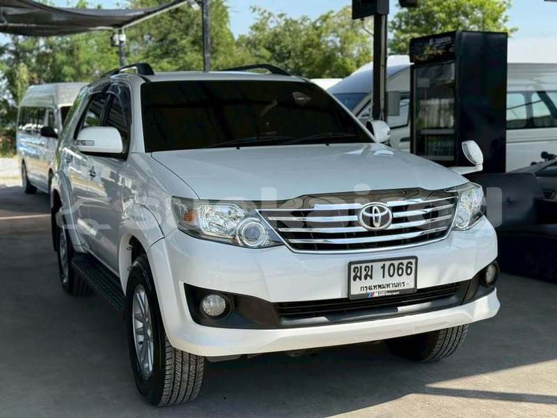 Big with watermark toyota fortuner bangkok bangkok 77874