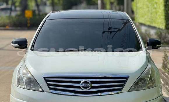 Buy Used Nissan Teana White Car in Bangkok in Bangkok