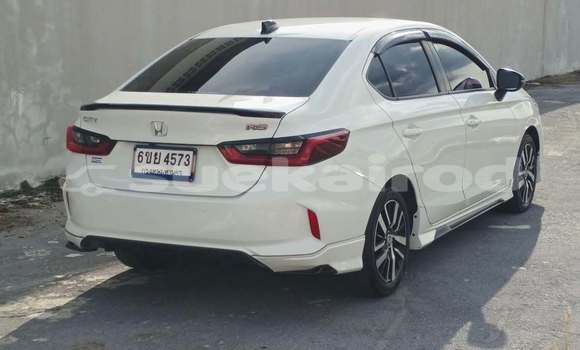 Buy Used Honda City White Car in Bangkok in Bangkok Buy Used Honda City White Car in Bangkok in Bangkok