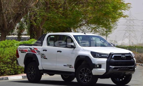 Buy Used Toyota Hilux White Car in Bangkok in Bangkok Buy Used Toyota Hilux White Car in Bangkok in Bangkok