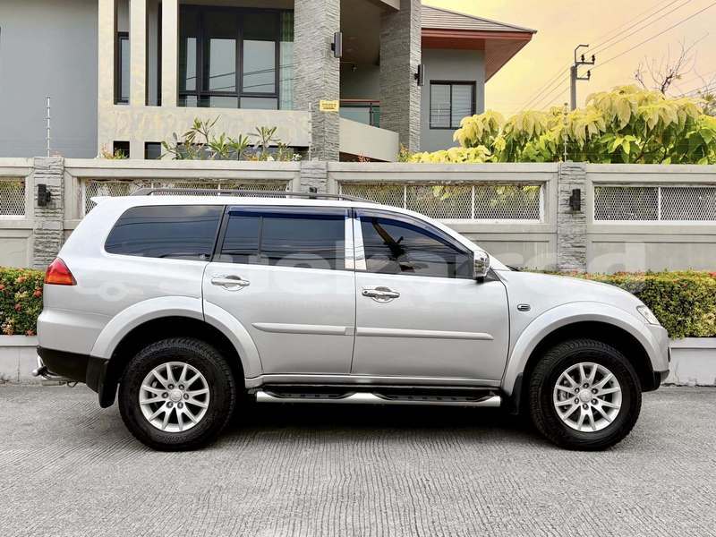 Big with watermark mitsubishi pajero bangkok bangkok 77906