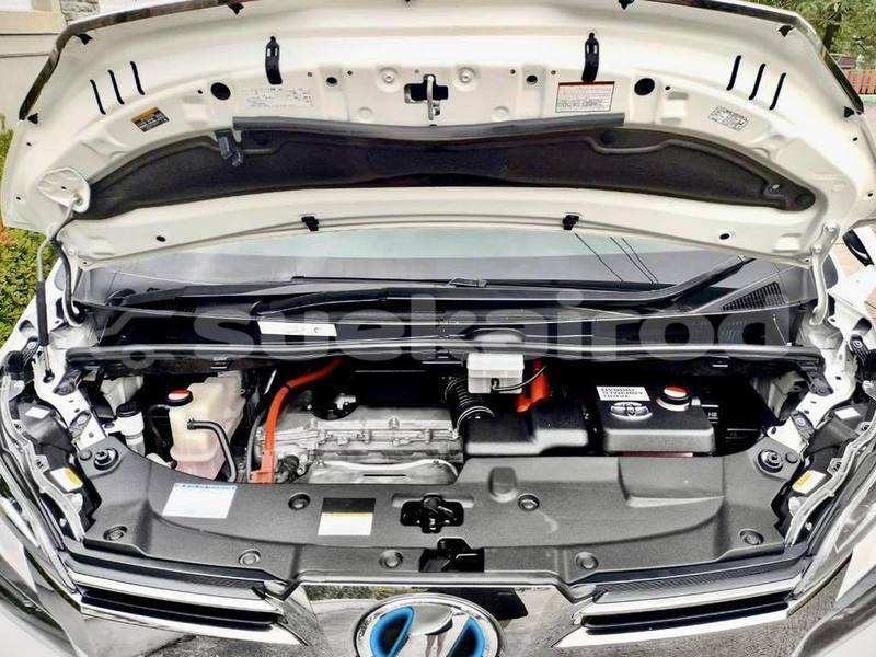 Big with watermark toyota vellfire bangkok bangkok 77912