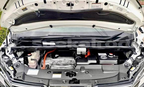 Buy Used Toyota Vellfire White Car in Bangkok in Bangkok Buy Used Toyota Vellfire White Car in Bangkok in Bangkok