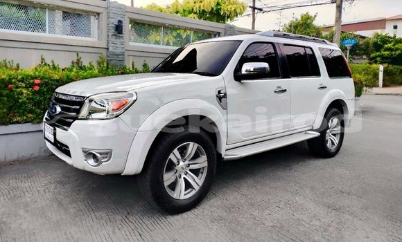 Buy Used Ford Everest White Car in Bangkok in Bangkok Buy Used Ford Everest White Car in Bangkok in Bangkok