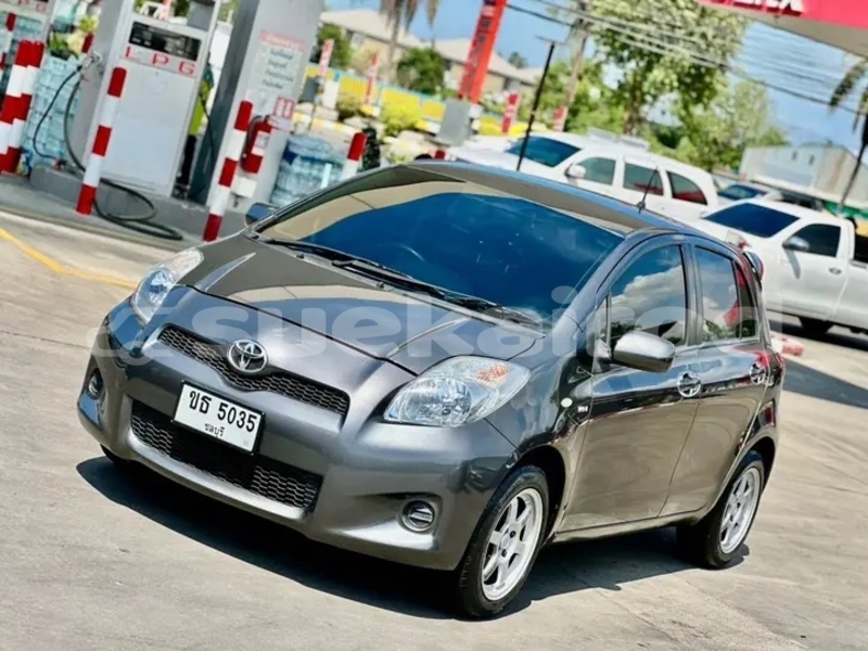 Big with watermark toyota yaris chai nat chai nat 77960